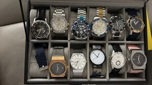 Lot of 11 Invicta Mens Womens Watches and Cases - Valued at $1,000+